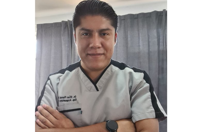 Fotografía delDr. Elias Flores Moreno