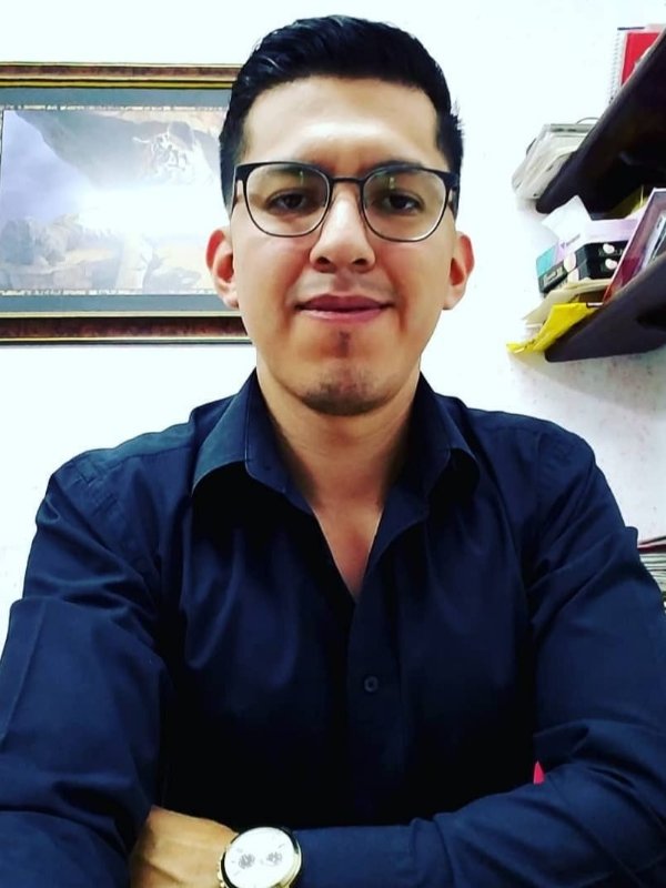 Fotografía delMtro. Sergio Garza