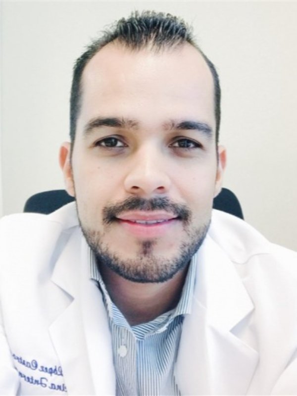 Fotografía delDr. Julio López