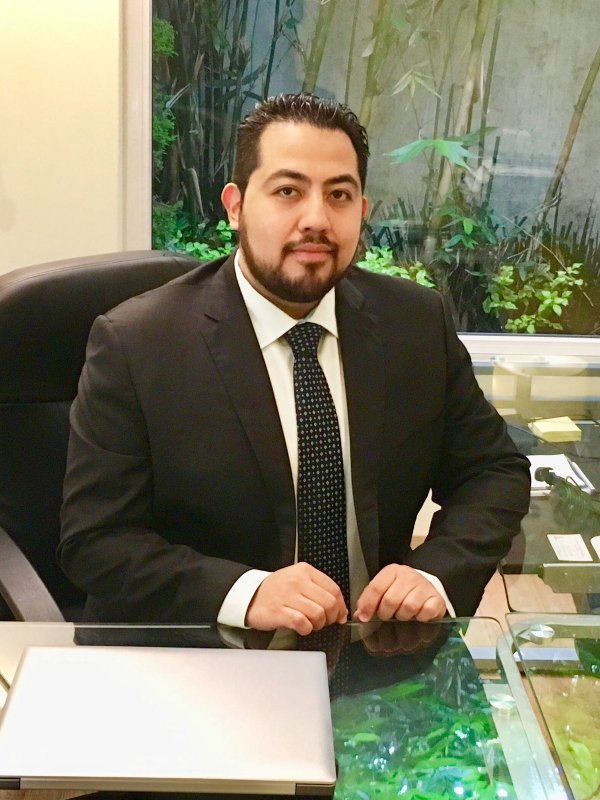 Fotografía delDr. Israel Presteguín