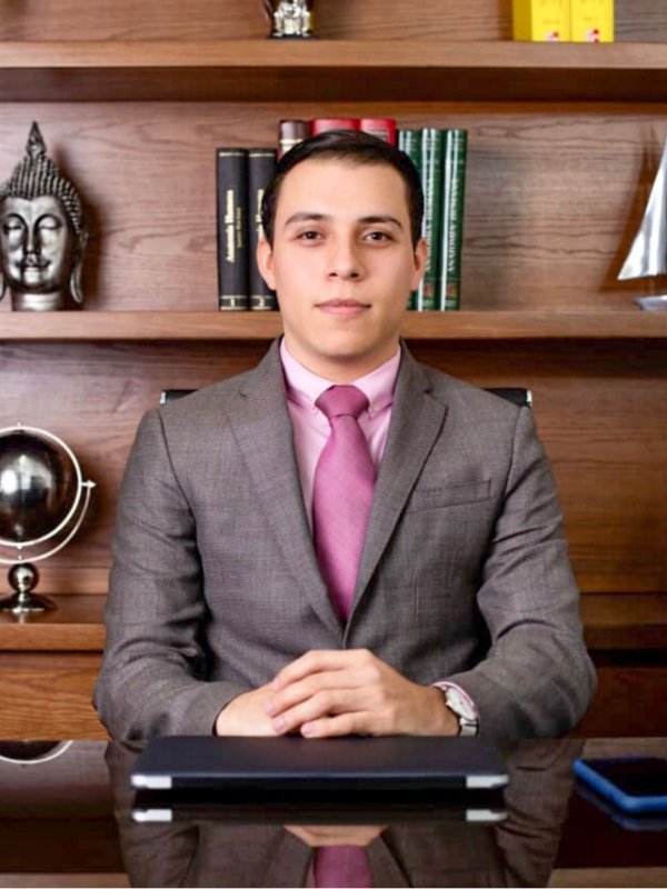 Fotografía delDr. Carlos Barrera