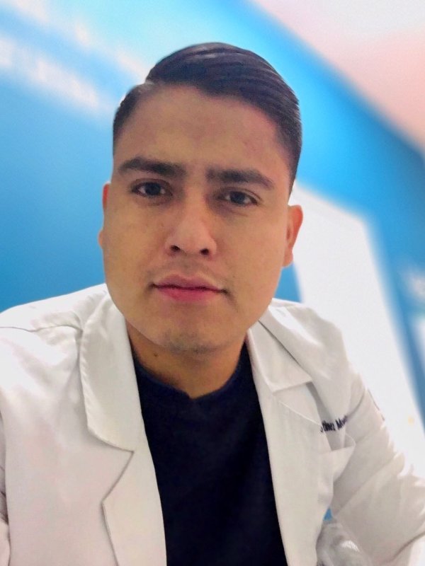 Fotografía delDr. Eduardo Martínez Montes