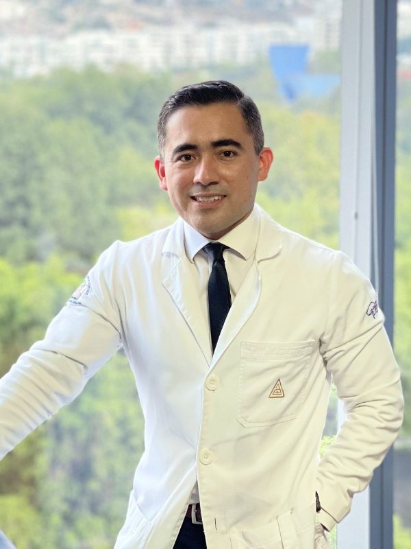 Fotografía delDr. Josué Cervantes