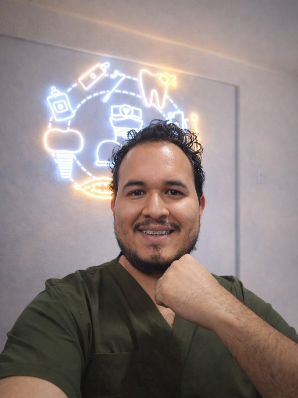 Fotografía delC. D. Adrian Uribe