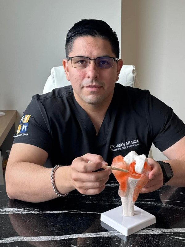 Fotografía delDr. Juan Alberto Araiza Navarrete