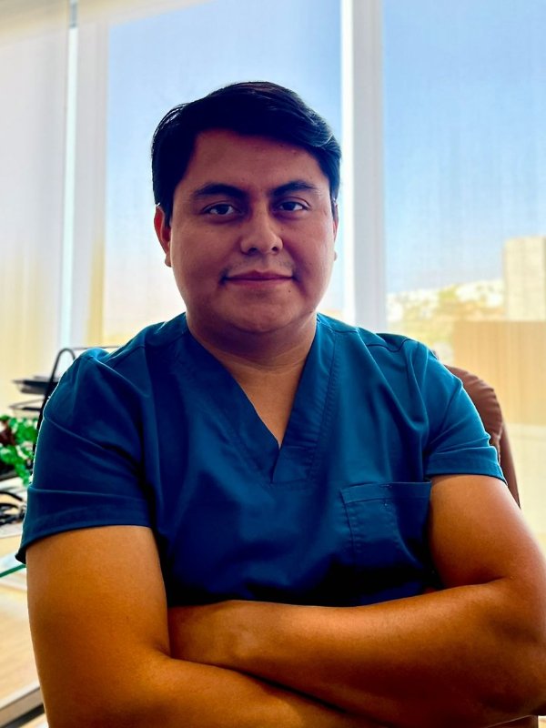 Fotografía delDr. Mohamed Gámez