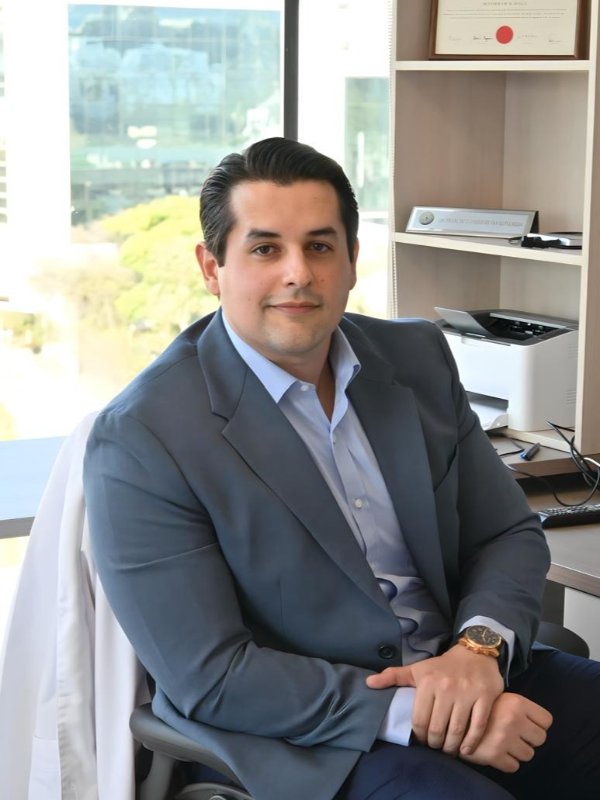 Fotografía delDr. Oscar Ledesma