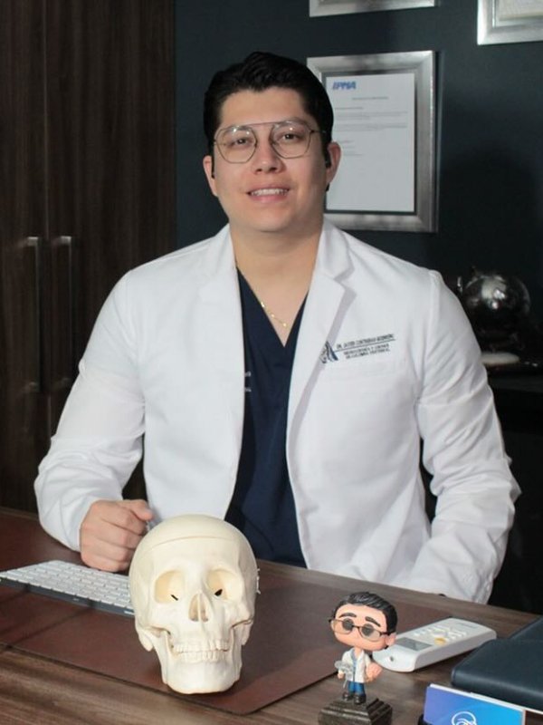 Fotografía delDr. Javier Contreras