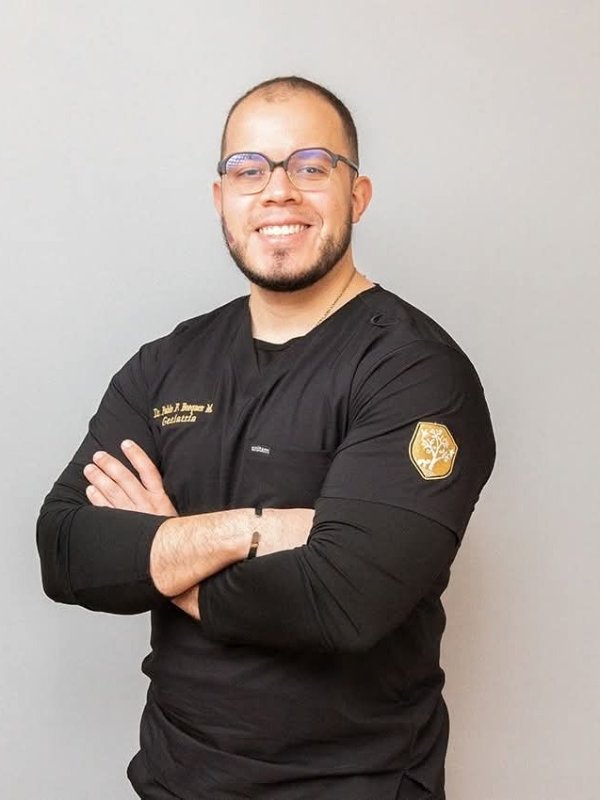 Fotografía delDr. Pablo Fabian Borquez Montaño