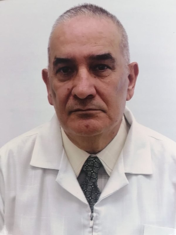 Fotografía delDr. Arturo Mendoza Aguilera