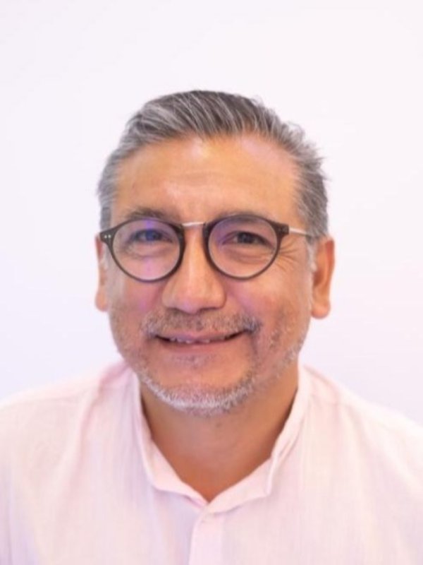 Fotografía delDr. Oscar Hernández