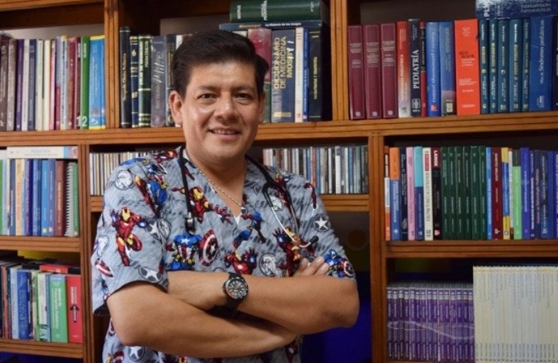 Fotografía delDr. Roberto Carlos Hernández Rodríguez