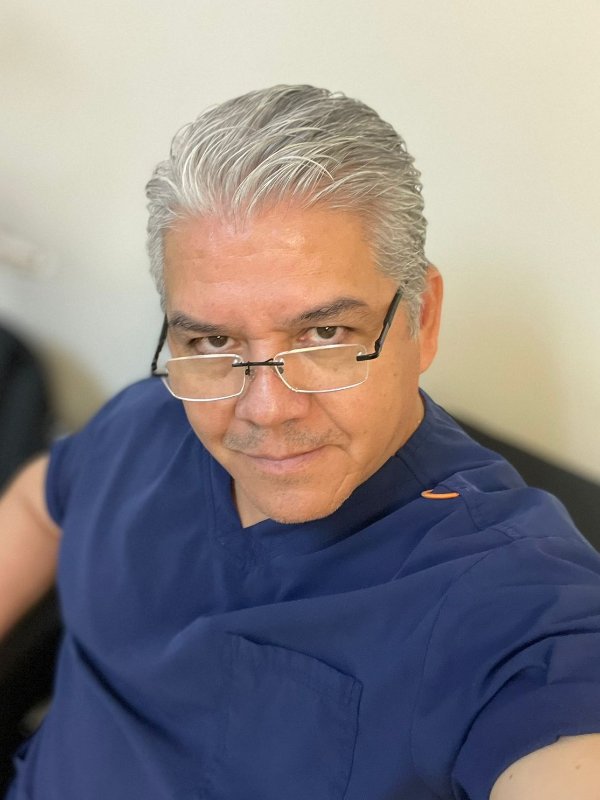 Fotografía delDr. Jorge Agraz