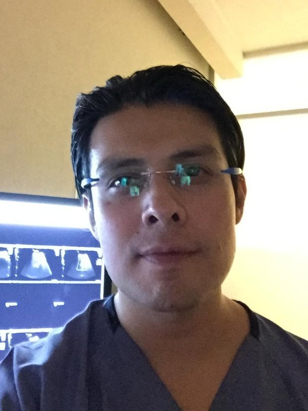 Fotografía delDr. Rubén Mendoza