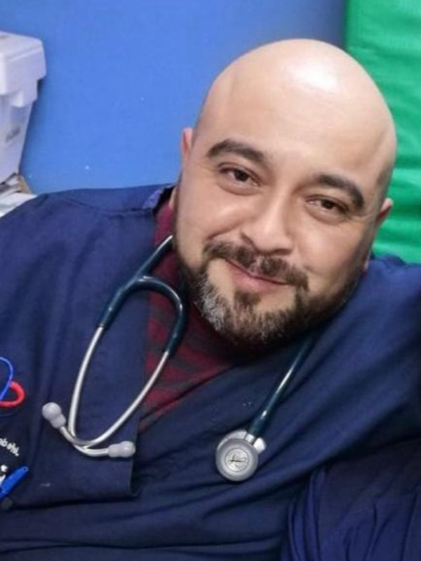 Fotografía delDr. Andrés Gómez