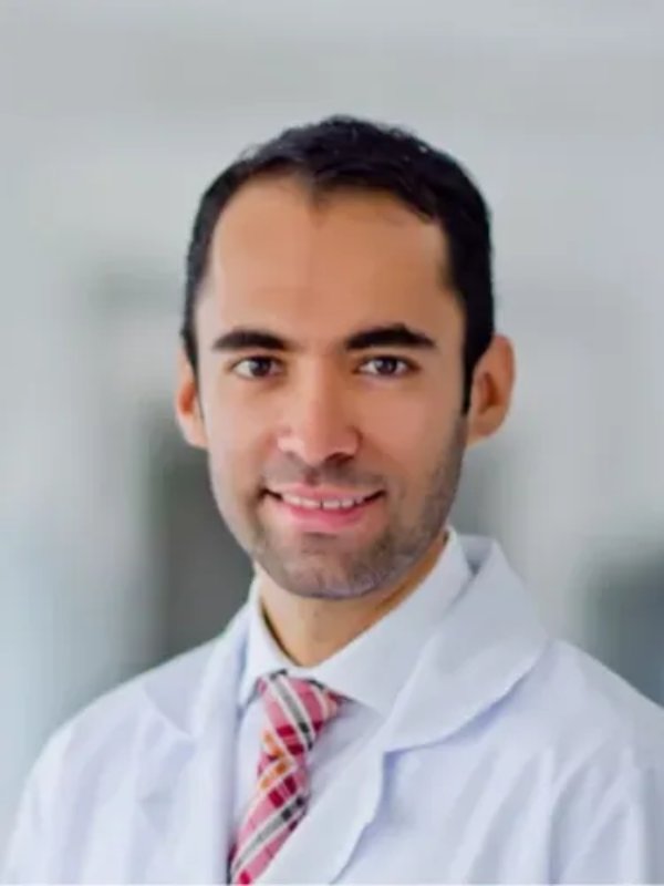 Fotografía delDr. Luis Jonguitud