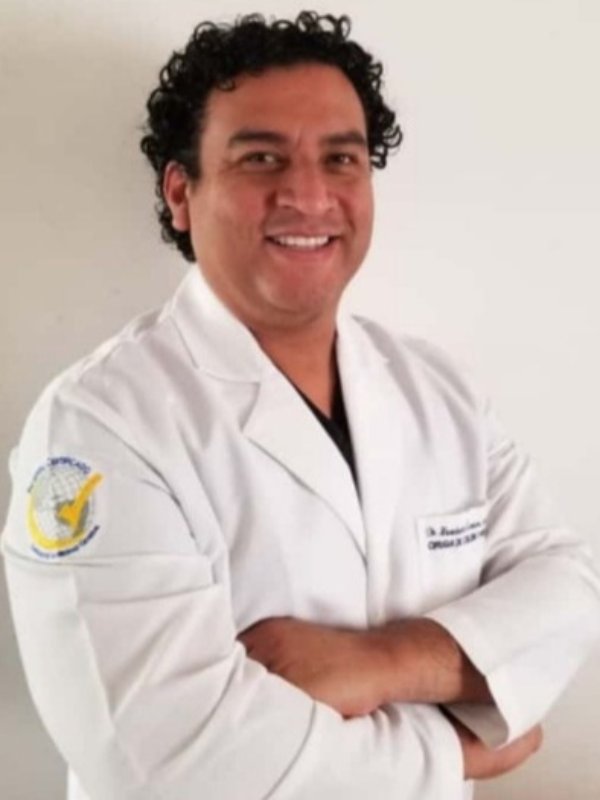 Fotografía delDr. Humberto Camiro