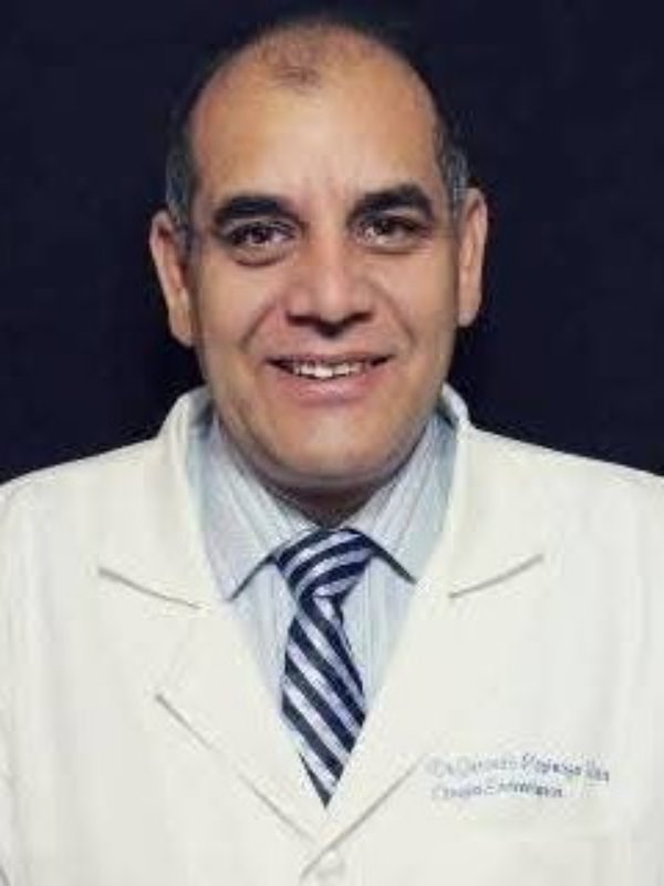 Fotografía delDr. Gerardo Espinoza Lira