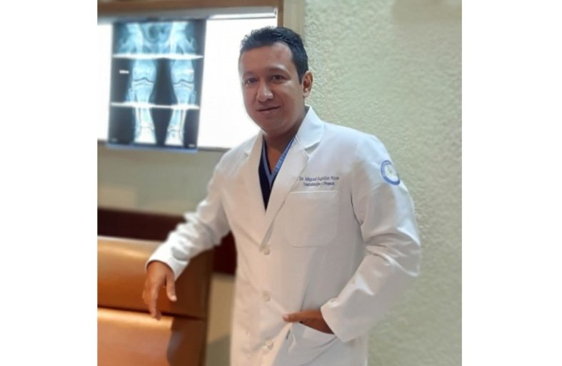 Fotografía delDr. Miguel Aguilar